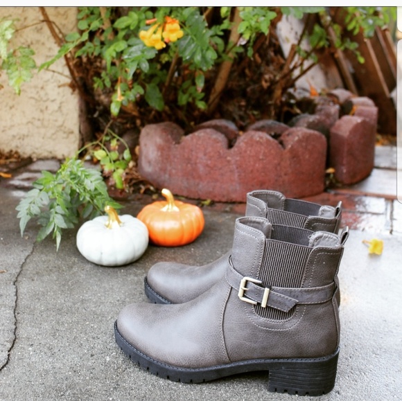 Fall collection// Khaki moto boot - Picture 5 of 5